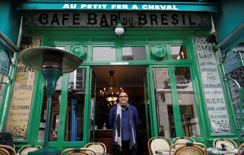 Paris restaurants owners speak about the nightly curfew