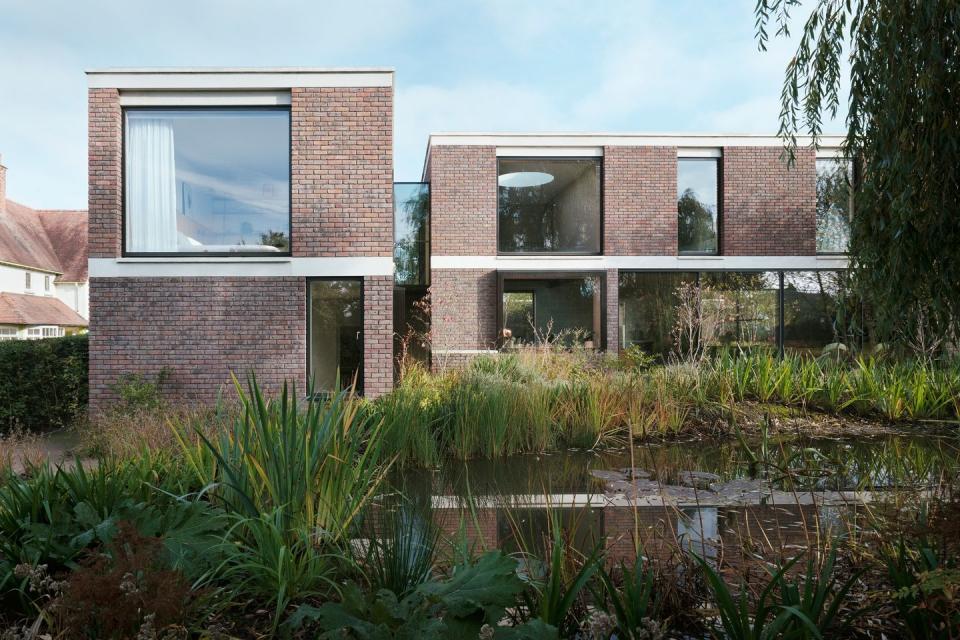 15) Derwent Valley Villa by Blee Halligan