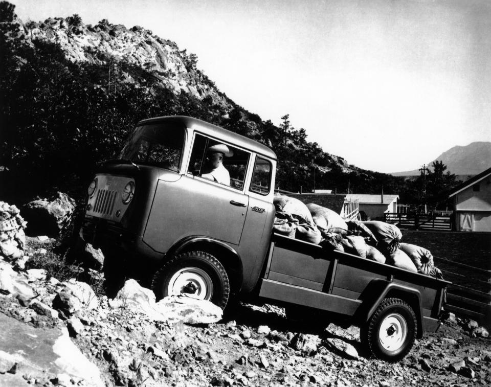 One-ton Jeep FC pickup, loaded