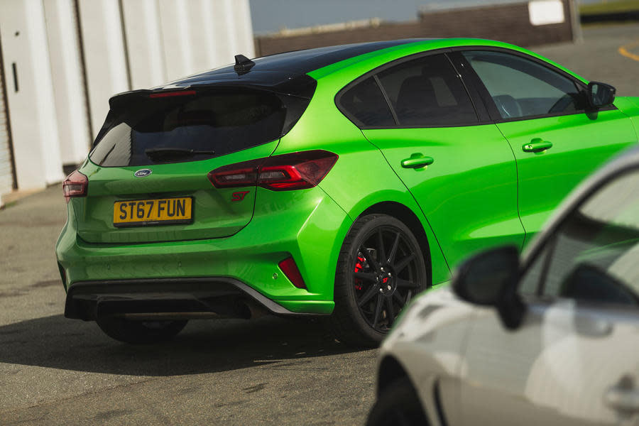 Ford Focus ST - rear quarter