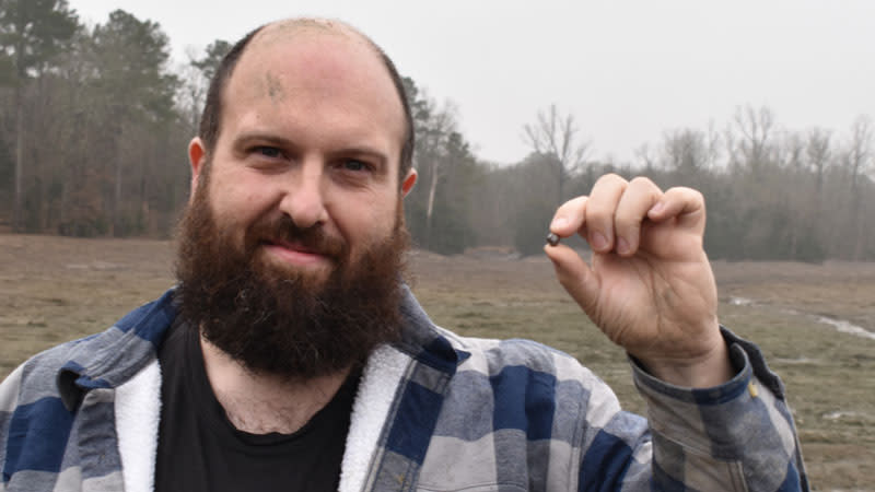 France man finds 7.46 carat diamond at Crater of Diamonds State Park