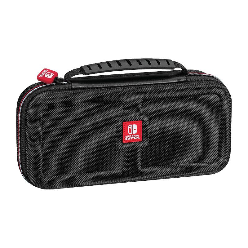 Game Traveler Nintendo Switch Case (Amazon / Amazon)