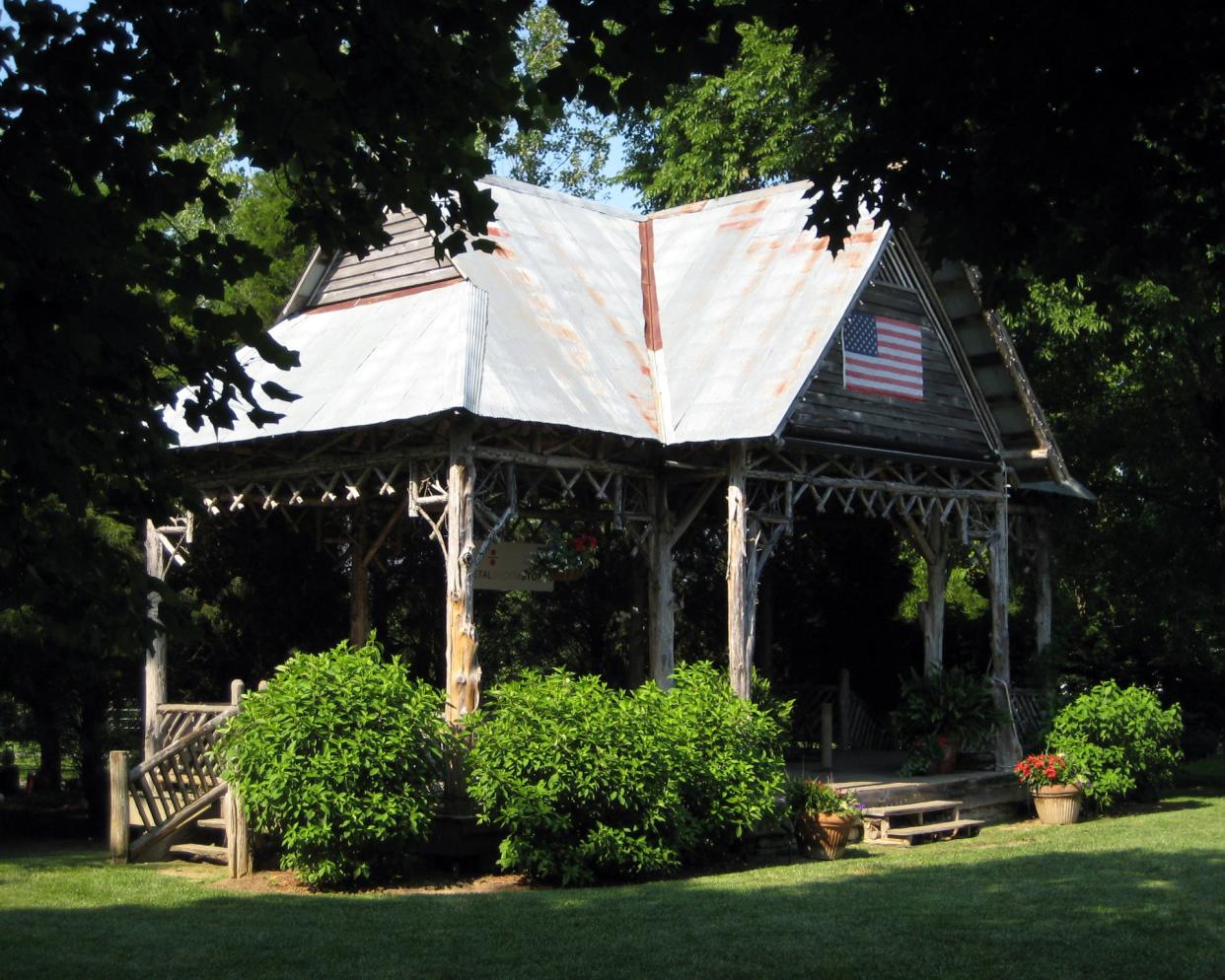 Leiper's Fork Lawnchair Theatre in Leiper's Fork, Tennessee