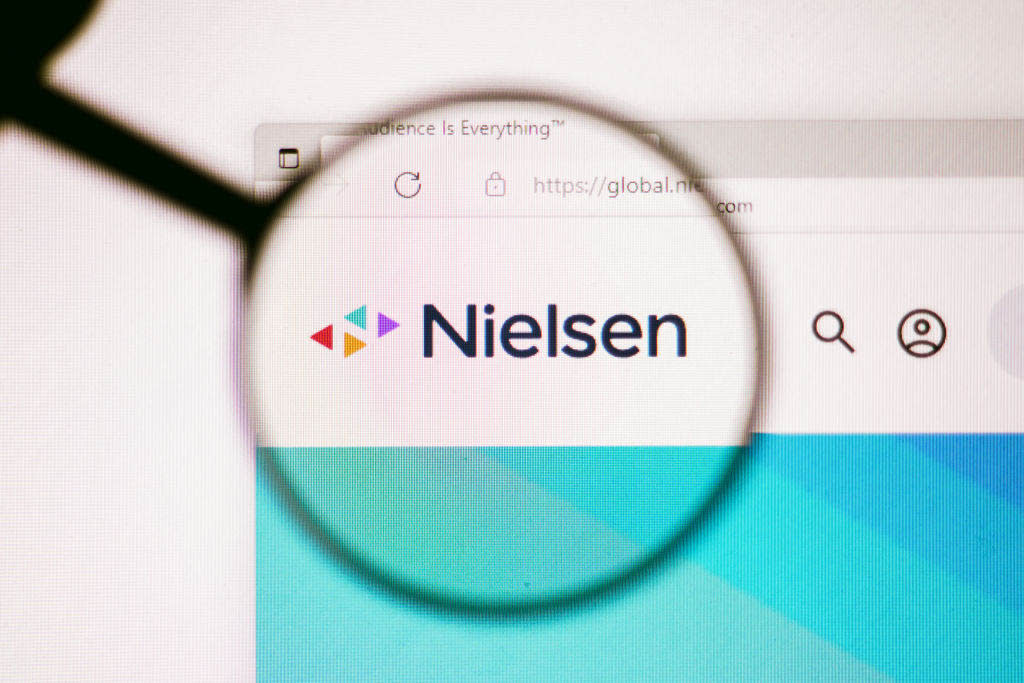  Nielsen logo  