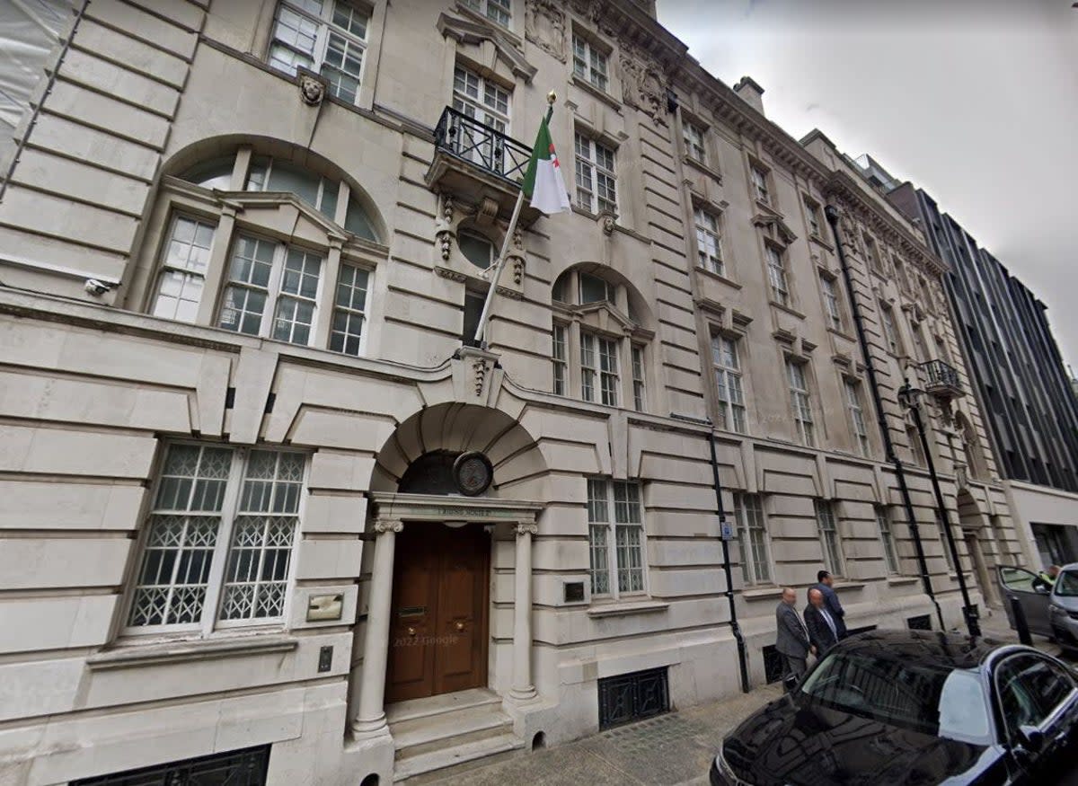 Algerian Embassy in Fitzrovia (Google Maps)