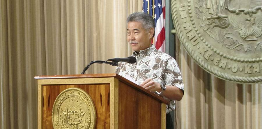 Hawaii Gov. Signs First-Of-Its-Kind Bill To Enter Gun Owners Into FBI Database 