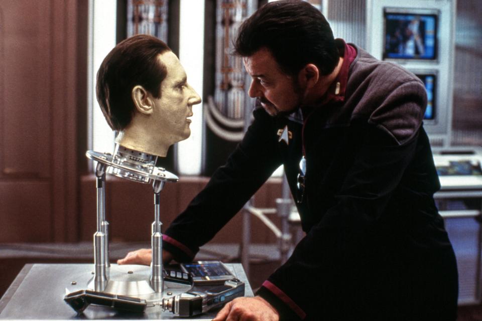 Riker looking at Data's head in "Star Trek: Nemesis"