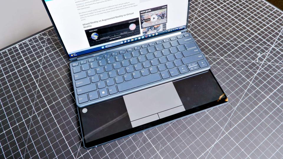 Lenovo Yoga Book 9i