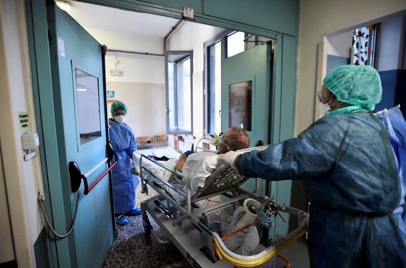 Spread of the coronavirus disease (COVID-19), in the Cernusco sul Naviglio hospital in Milan