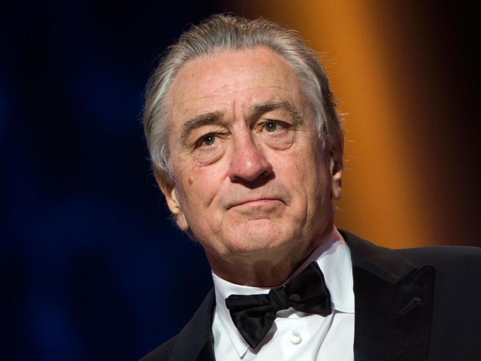 Robert De Niro calls Trump a 'total loser' and 'wannabe gangster' on Stephen Colbert show