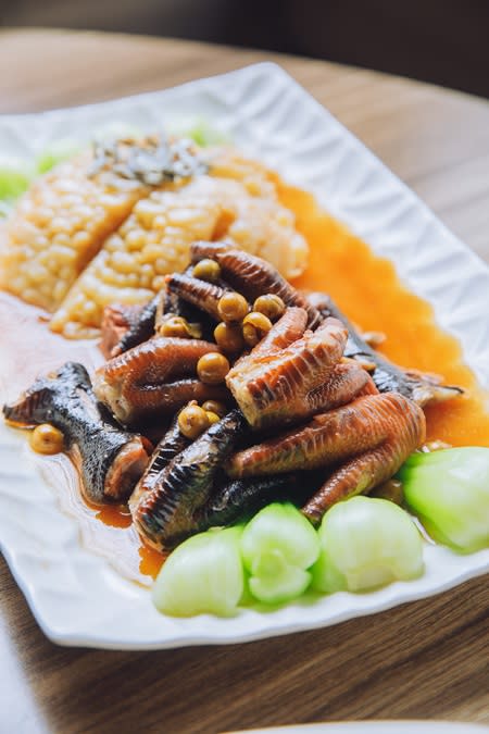 鳳爪苦瓜展現台灣酒家菜樸實奢華的精隨。攝影/莊智淵