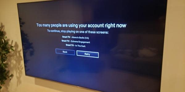 Cómo ver quién está usando tu cuenta de Netflix (y cómo quitarle el acceso)