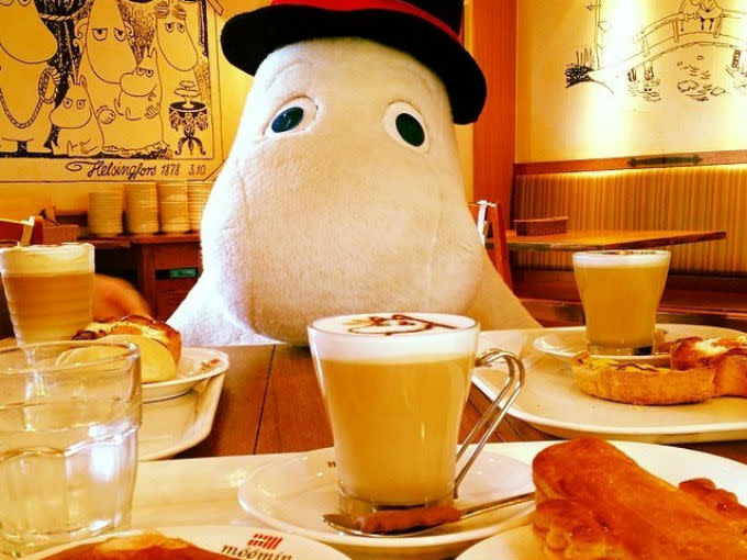 Japanese restaurants offer solo travelers cuddly toys as company during meals