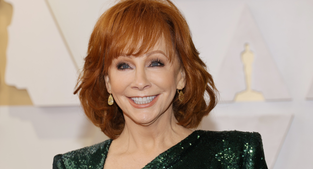 Reba Mcentire 66 Looks Ageless At