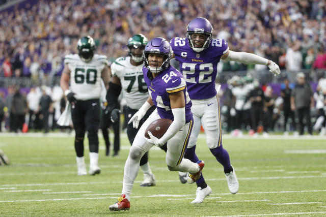 New York Jets Comeback Falls Short in Loss to Minnesota Vikings