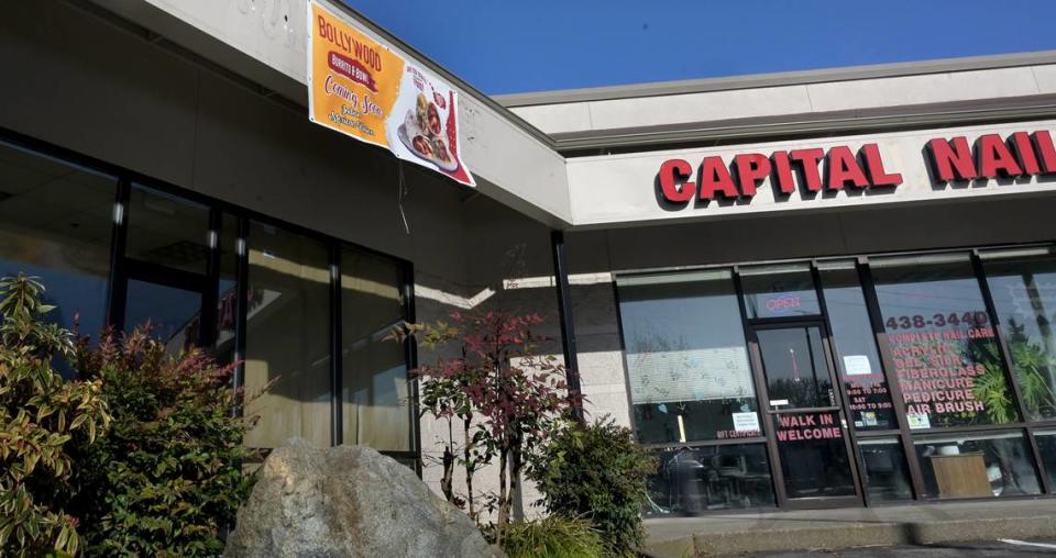 Bollywood Burrito & Bowl, a Mexican/Indian fusion restaurant, is replacing a former sub shop location at the Olympia Square North shopping center. Photo: March 7, 2024