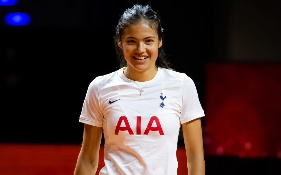 Emma Raducanu wearing a Spurs shirt - Emma Raducanu reveals how she became a Tottenham fan - GETTY IMAGES