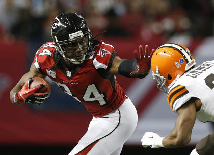 Roddy White has become a star with the Falcons. (AP)