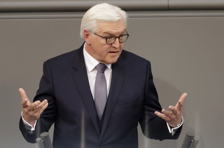 Das steckt hinter der Formulierung auf der Einladung von Steinmeier (Bild: AP)