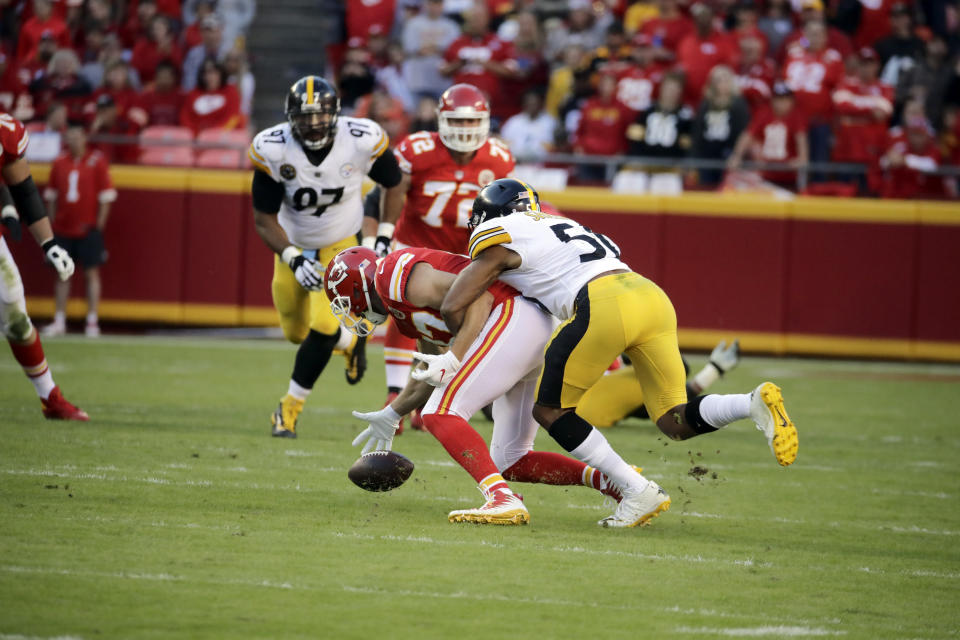Kansas City Chiefs tight end Travis Kelce and the rest of his offensive teammates had a quiet day in a loss to the Steelers. (AP)