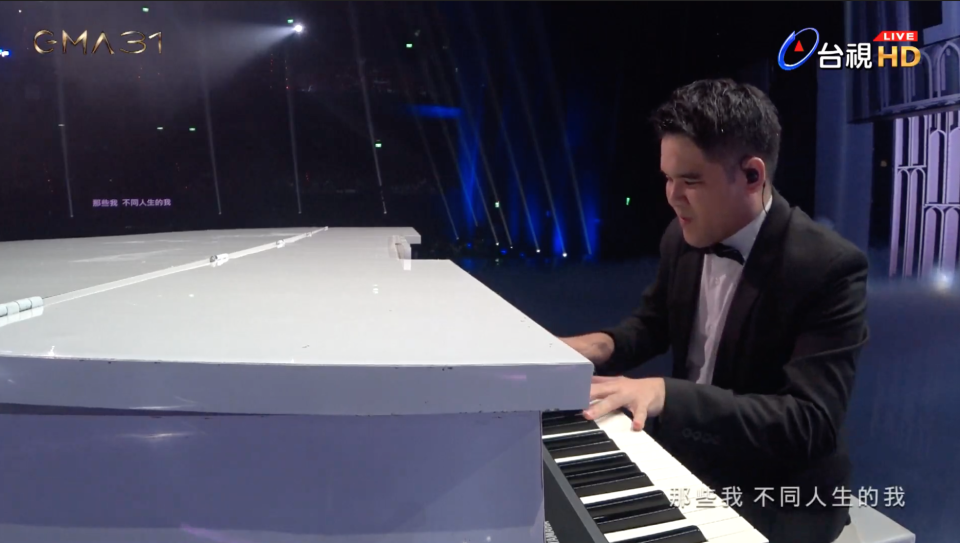 盲人鋼琴家黃裕翔。（圖／翻攝自YouTube）