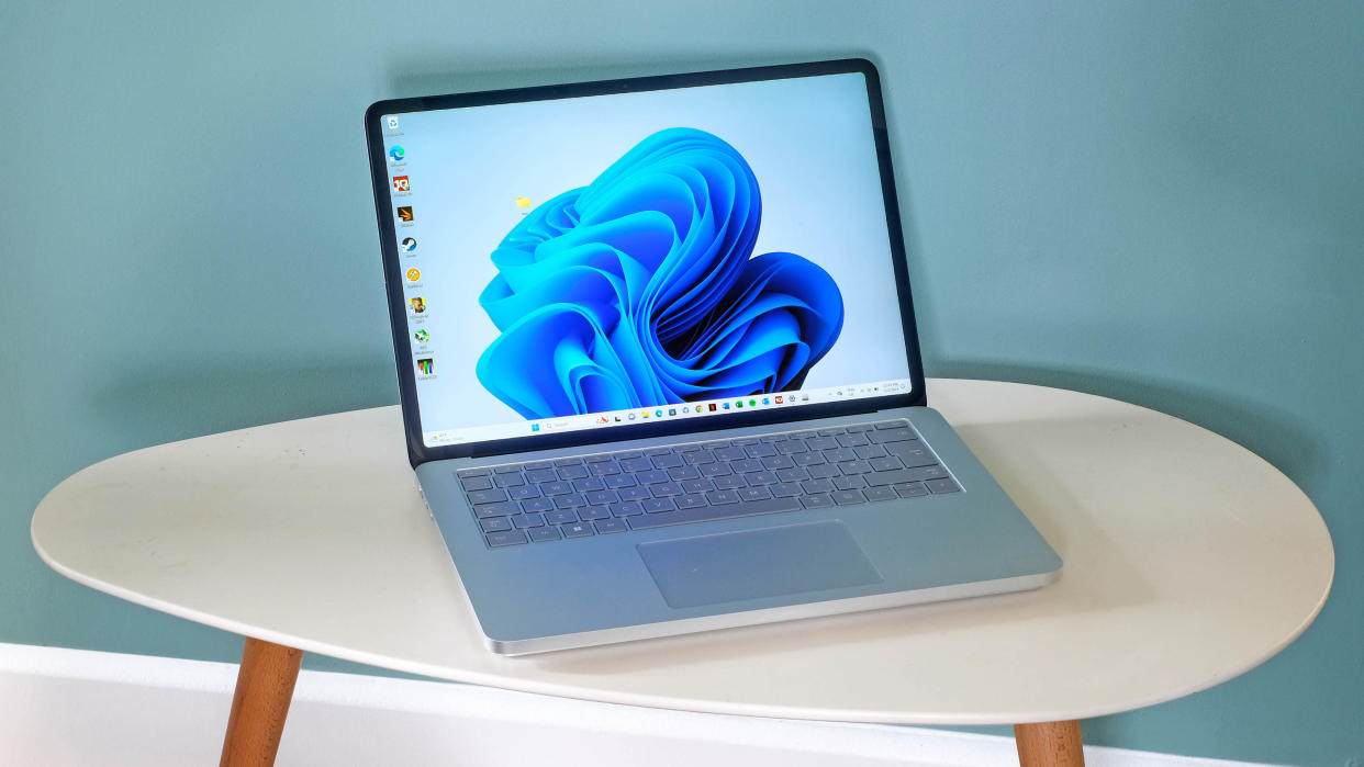  Microsoft Surface Laptop Studio 2 review. 