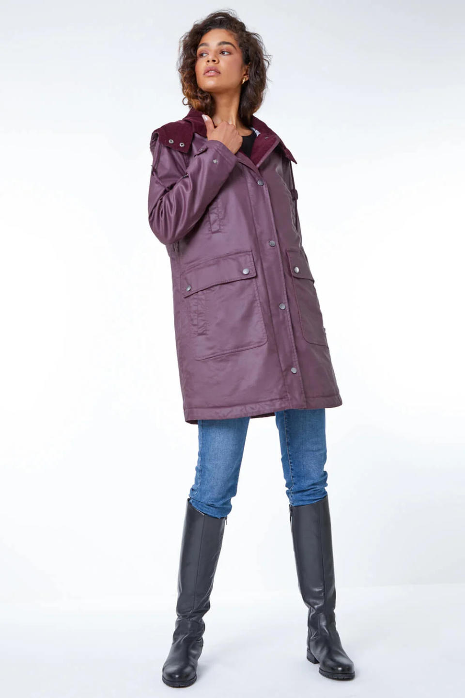 The coat comes in five classic colours including Khaki, Black, Bordeaux, Chocolate and Navy. (Roman)