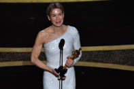 Renee Zellweger accepts the award for Best Actress in a Leading Role for "Judy" during the 92nd Oscars at the Dolby Theatre in Hollywood, California on February 9, 2020. (Photo by MARK RALSTON/AFP via Getty Images)