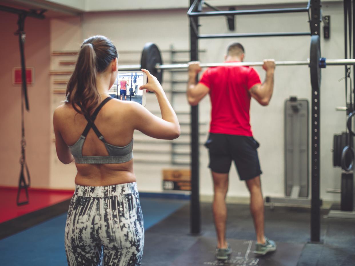 Fitness influencers in gym.