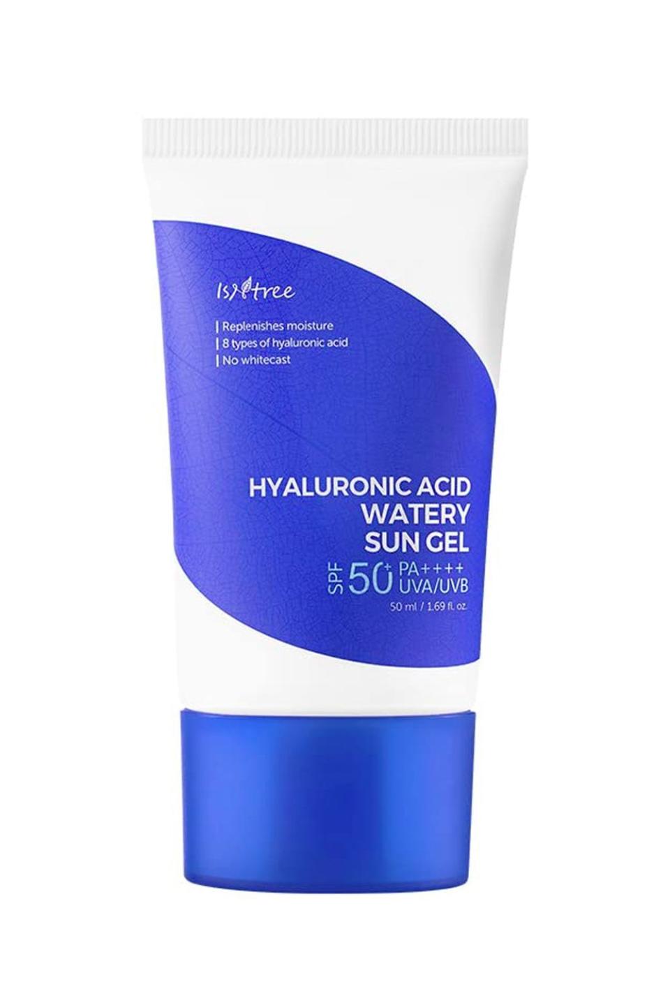 5) Isntree Hyaluronic Acid Watery Sun Gel SPF 50+ PA++++