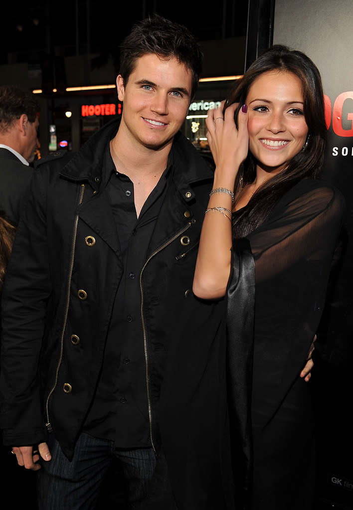 Edge of Darkness LA premiere 2010 Robbie Amell Italia Ricci