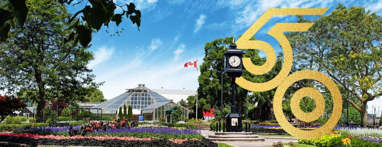 Brampton has grown from being home to 80,000 people in 1974 to over 700,000 in 2023, including many prominent Canadians like singer Alessia Cara, comedian Russell Peters, politician Bill Davis, and nearly half of the Canadian men's soccer team that played in the 2022 FIFA World Cup. (City of Brampton - image credit)