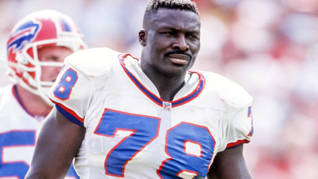 Classic Photos of Bruce Smith - Sports Illustrated