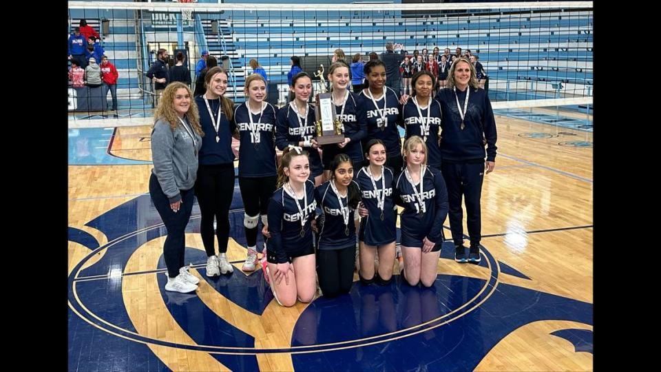 On Saturday, March 23rd, the Central Jr High Girls Volleyball Team won the SIJHSAA Class L State Championship at Pinckneyville High School. They finished the season with a record of 27-1 and captured Central Jr High’s first ever state championship in any sport. They also finished undefeated in conference play. Here are the champions: Back row, from left to right, Assistant Coach Kenslie Kehl, Assistant Coach Corinne Leech, Amelia Leech, Molly Duncan, Lela Stinson, Gabryella Hamilton, Destinee Wright, Head Coach Tiffany Thurwalker. From row, from left to right, Emma Thompson, Jasmine Patel, Macy Hemmerle, Chloe Greenwood