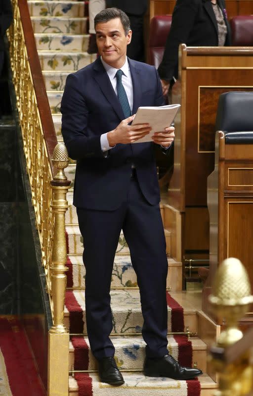 El presidente del Gobierno en funciones, Pedro Sánchez, durante el debate de investidura en el Congreso de los Diputados en Madrid, España, el 5 de enero de 2020