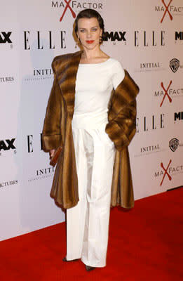 Debi Mazar at the Hollywood premiere of Miramax Films' The Aviator