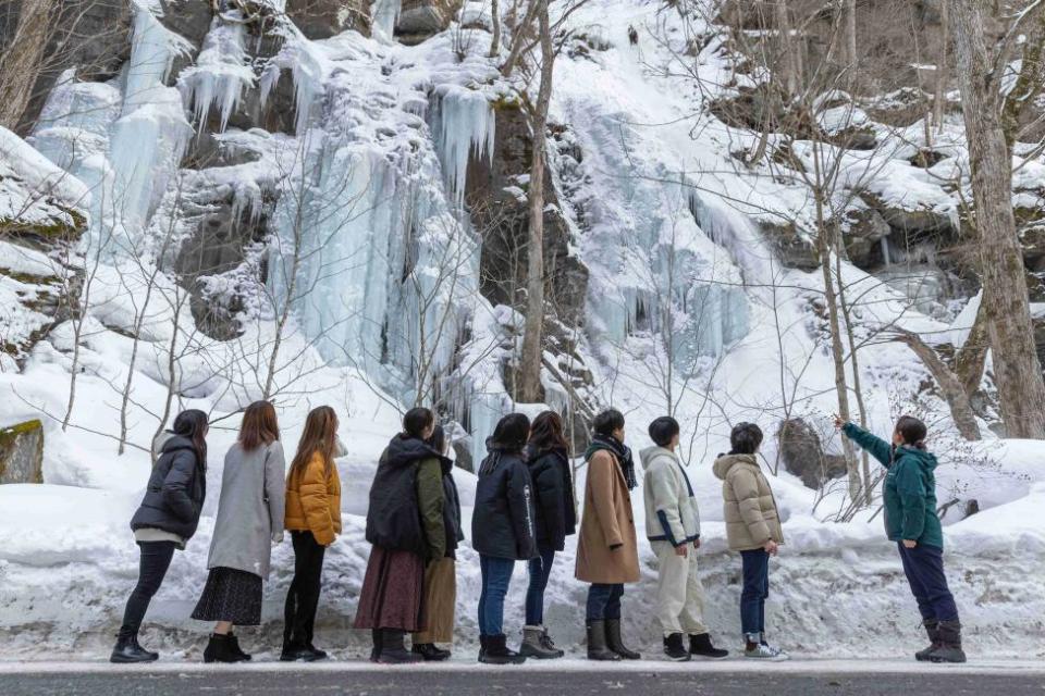 Aomori | Winter Oirase Nature Guided Tour *Tour Bus transportation included. (Photo: KKday Singapore)