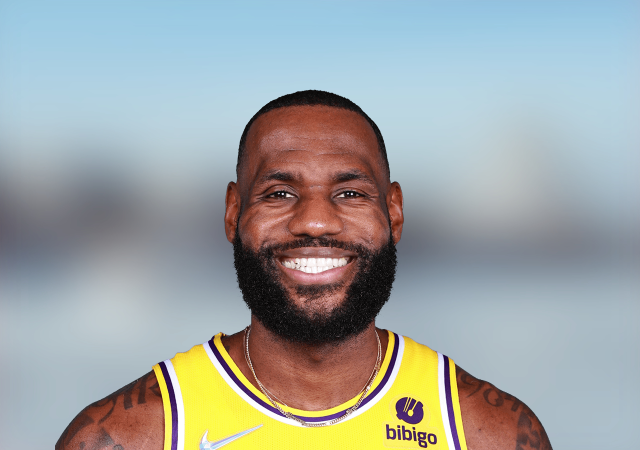 Sturdy as ever, LeBron James has Lakers surging out of the gates