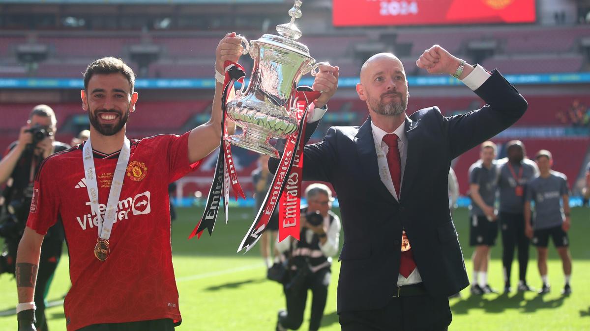 Enligt uppgift ska Erik ten Hag stanna kvar som Manchester United-tränare