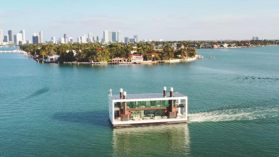 Shot of the Arkup on the move outside Miami. 