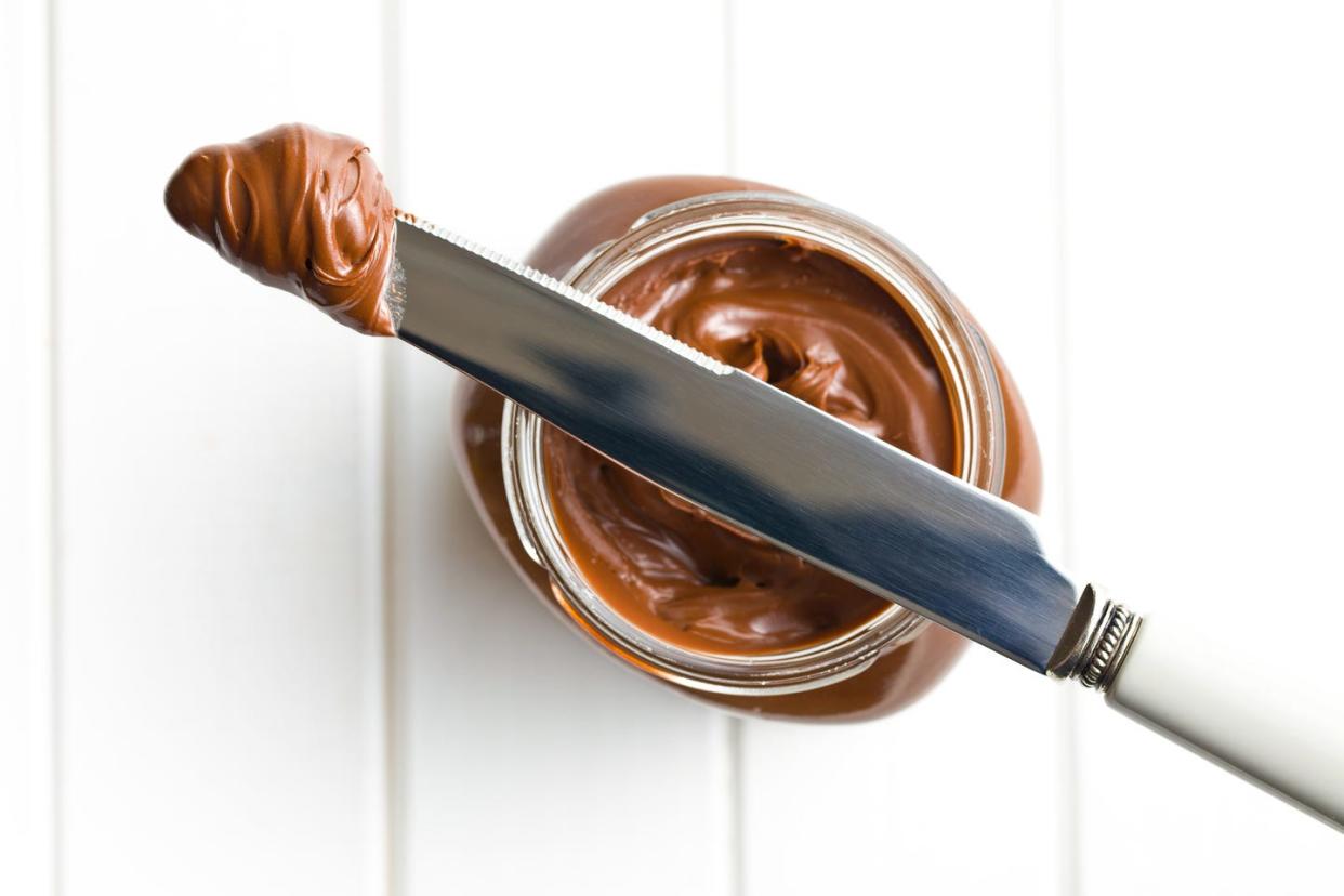 chocolate spread with knife