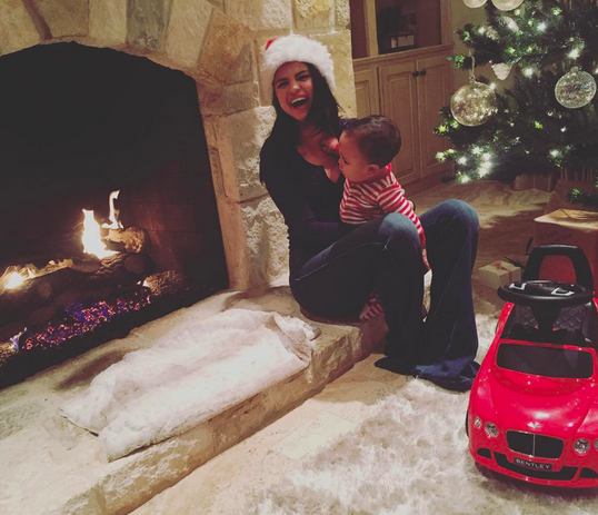 Selena Gomez took some time to entertain the tots in her family.