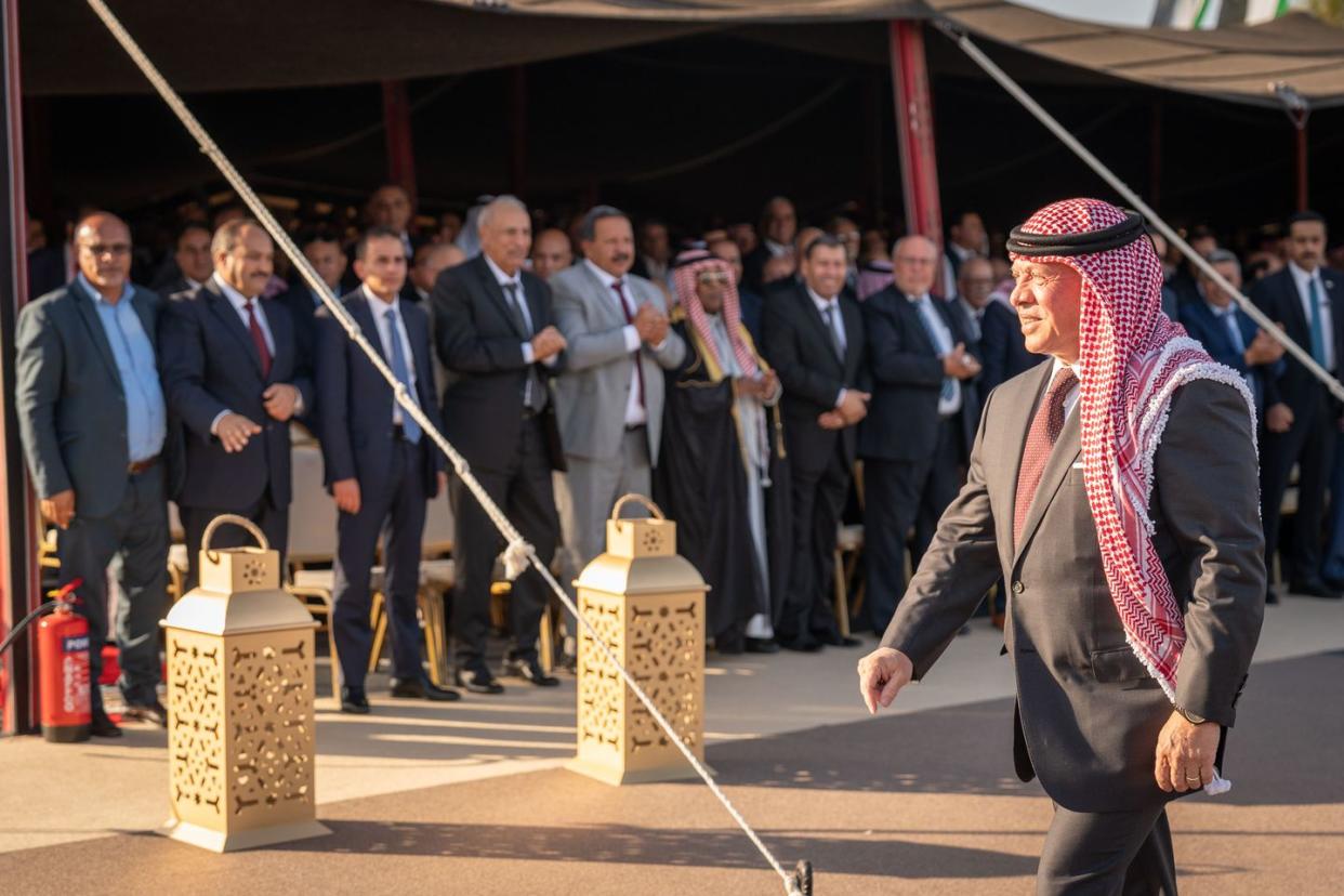 from the dinner banquet held by his majesty king abdullah ii on the occasion of his royal highness crown prince al hussein’s wedding at madareb bani hashem, at the royal hashemite court