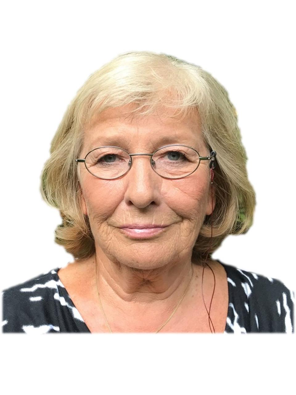 Carmen Thomas, mittlerweile 76 Jahre alt und hier auf einem aktuellen Bild zu sehen, ist bis heute als Kommunikationstrainerin und Buchautorin aktiv.  (Bild: Carmen Thomas)