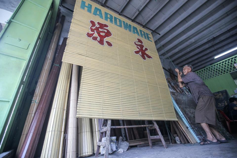 Chick blinds weaver Lau Chee Wah says the going price now is RM9.50 per 0.09 sq m. But there will be additional charges for artwork and installation.