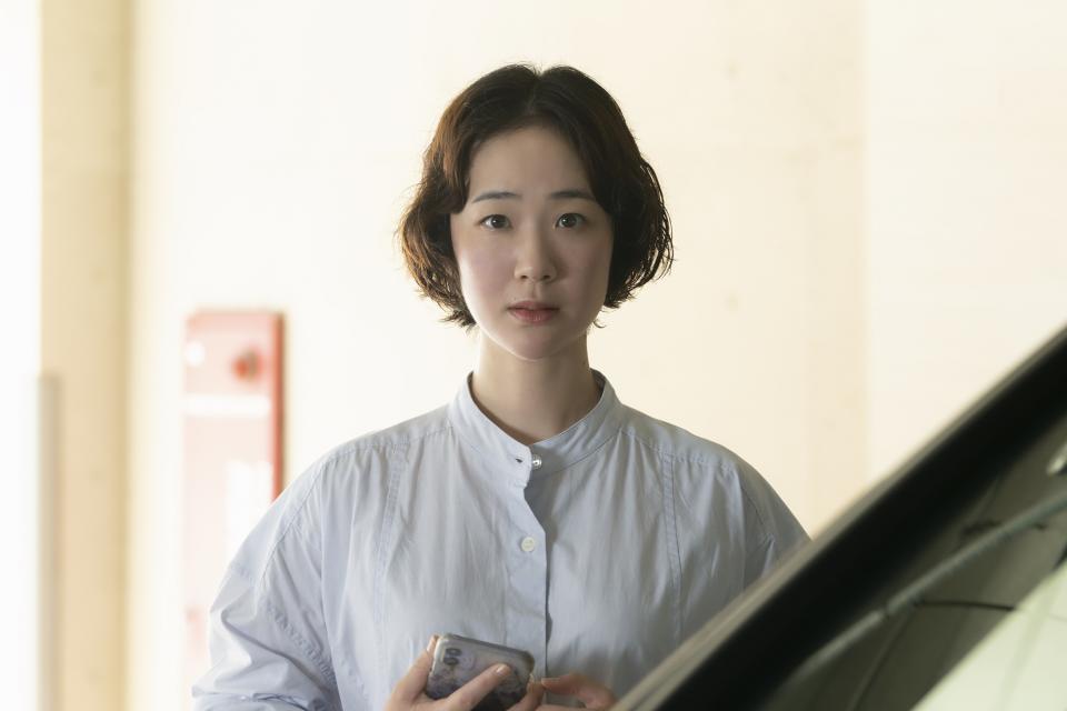 日本演技派女星黑木華在《偷情連載中》飾演漫畫家佐和子