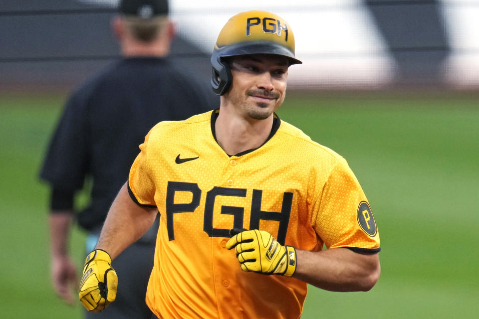 Pittsburgh Pirates' Bryan Reynolds runs the bases on a two-run home run off New York Yankees starting pitcher Luke Weaver during the first inning of a baseball game in Pittsburgh, Saturday, Sept. 16, 2023. (AP Photo/Gene J. Puskar)