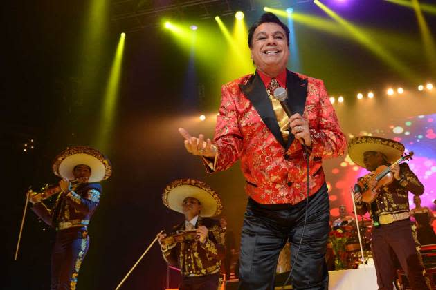 Juan Gabriel canta para México en el primer sencillo de un álbum póstumo: escucha aquí