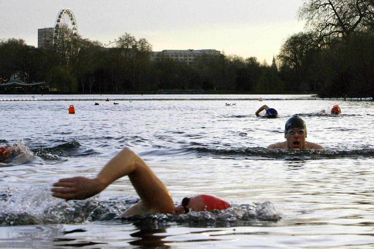 Saturday morning Serpentine Lido swimmers (Getty Images)