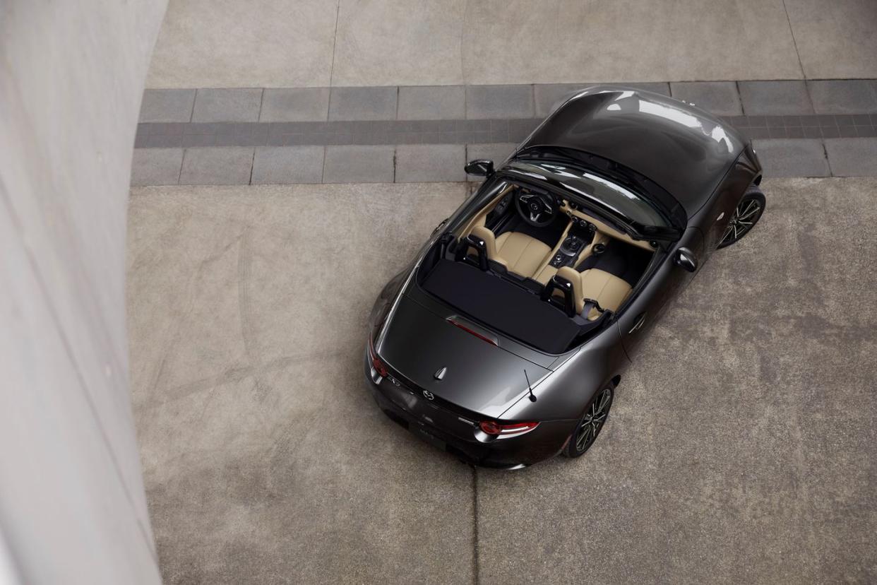 view exterior photos of the mazda miata